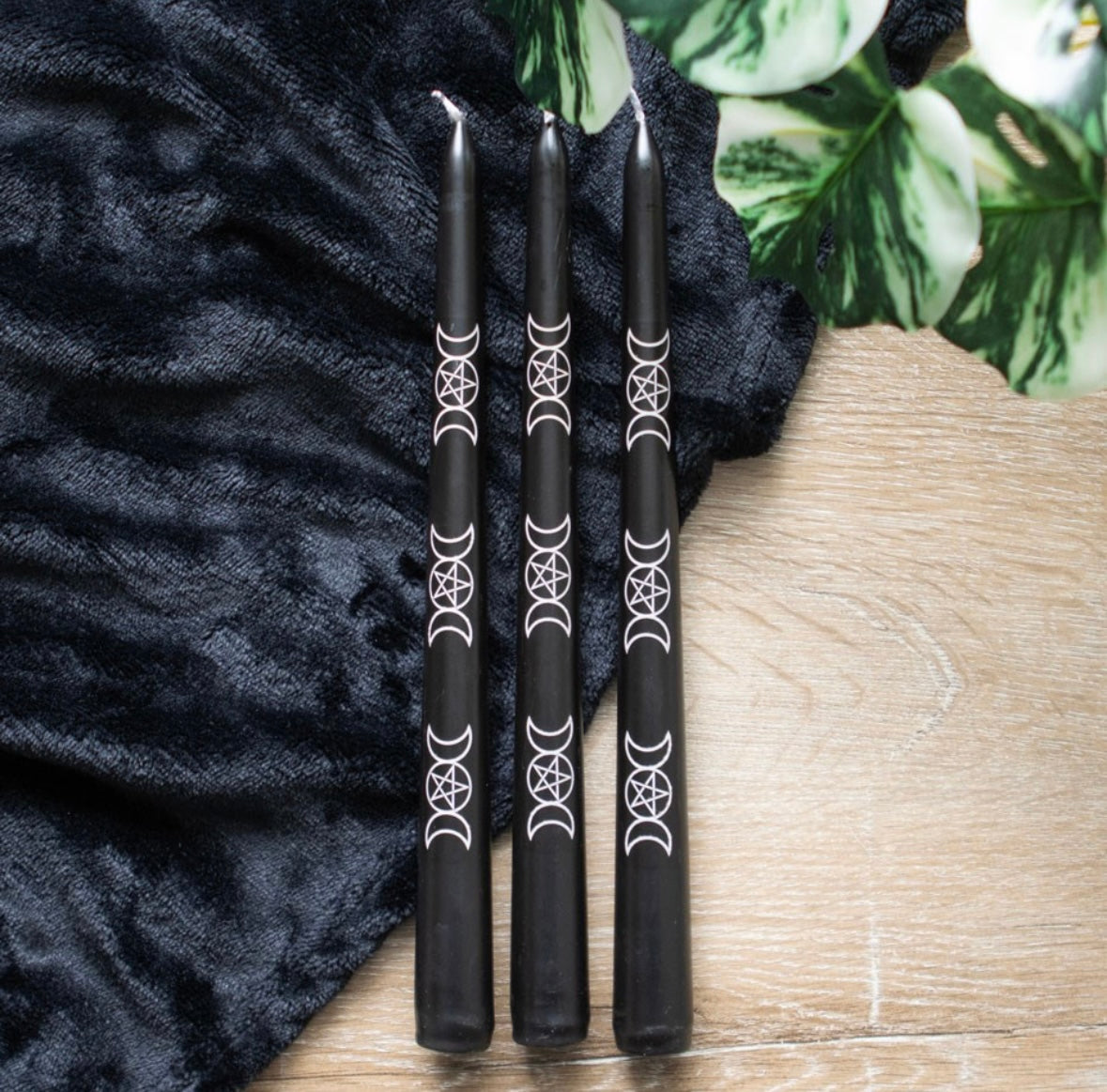 🖤 Triple Moon Black Taper Candle Set – Pack of 3