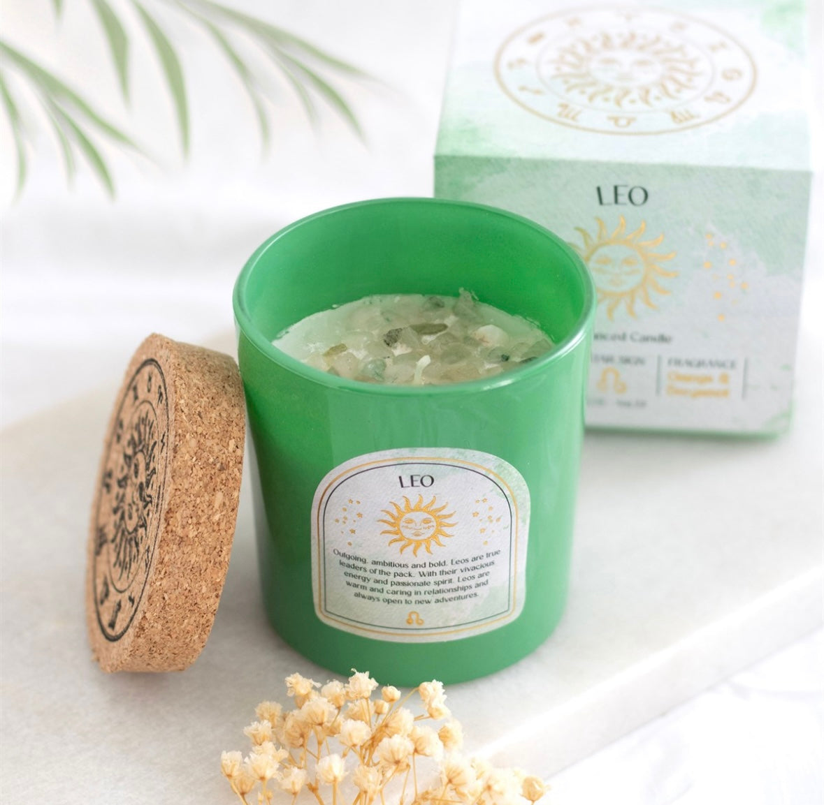 ♌ Leo Zodiac Candle – Orange & Bergamot with Aventurine Crystals