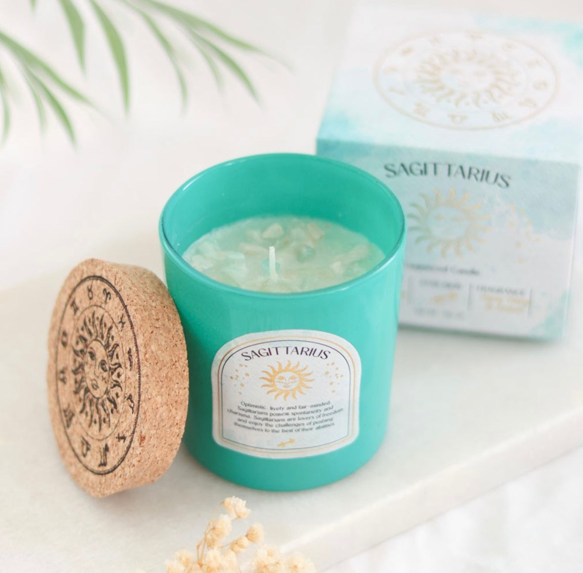 ♐ Sagittarius Zodiac Candle – Ylang Ylang & Amber with Amazonite Crystals
