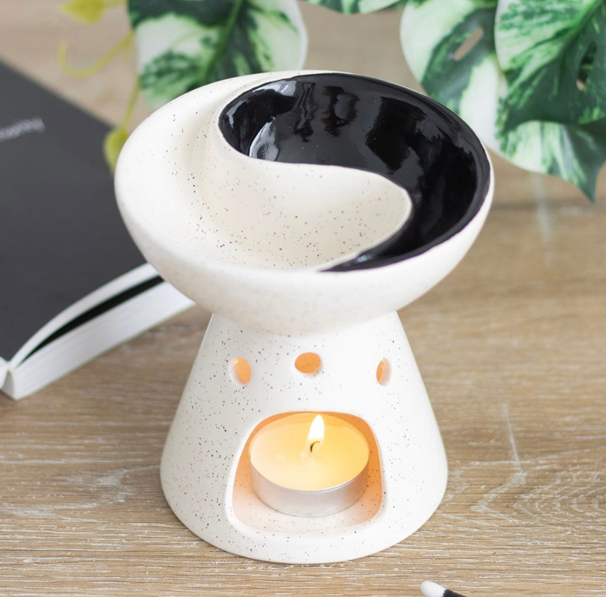 ☯️ Yin & Yang Oil Burner & Wax Warmer – Mix & Match Fragrance Dish
