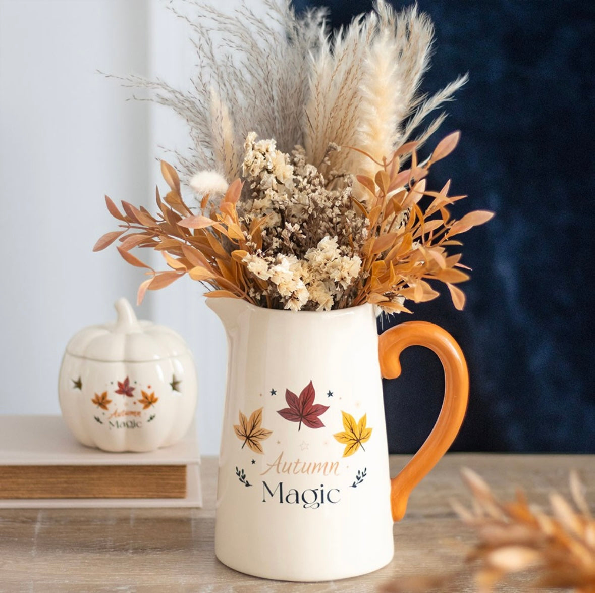 🍂 Autumn Ceramic Flower Jug – Seasonal Vase for Fresh or Dried Arrangements