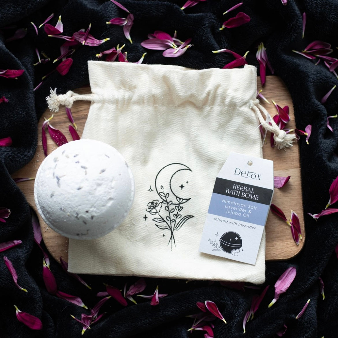 🛁 Herbal Bath Bombs – Natural Crystal-Infused Ritual Soaks